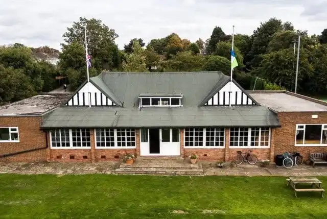 Cottingham Lawn Tennis Club (Game4Padel)