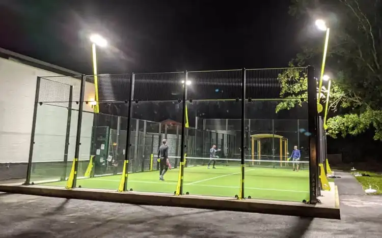 Ashtead Squash & Tennis Club